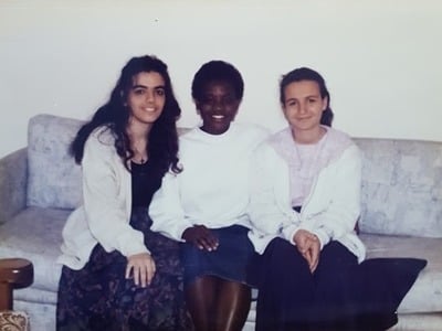 Η μικρότερη αδελφή μου η Όλου εδώ στην Πάτρα 1990