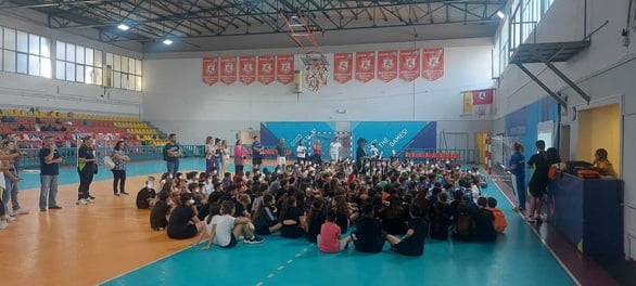 Εκδήλωση χειροσφαίρισης στην Πάτρα για την ημέρα του σχολικού αθλητισμού