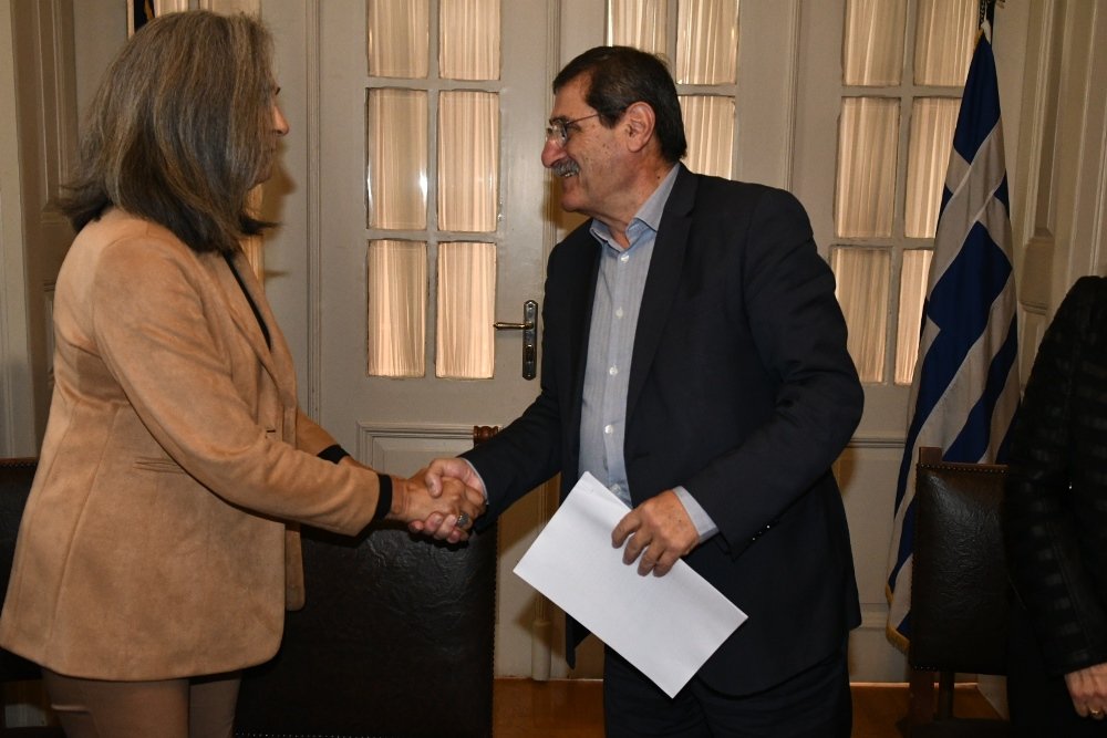 Υπογράφηκε το μνημόνιο συνεργασίας Δήμου Πατρέων - ΣΕΓΑΣ